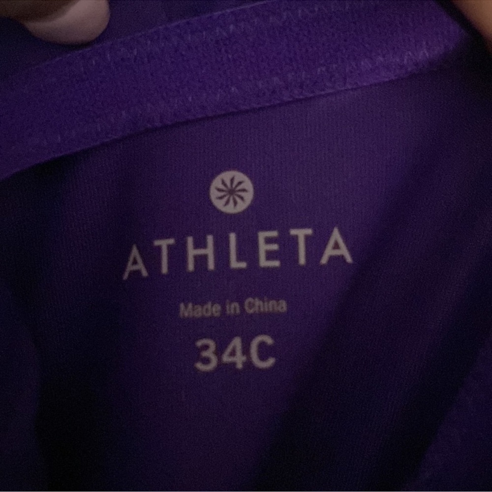 Athleta Vibrant Purple Sports Bra - Picture 4 of 5